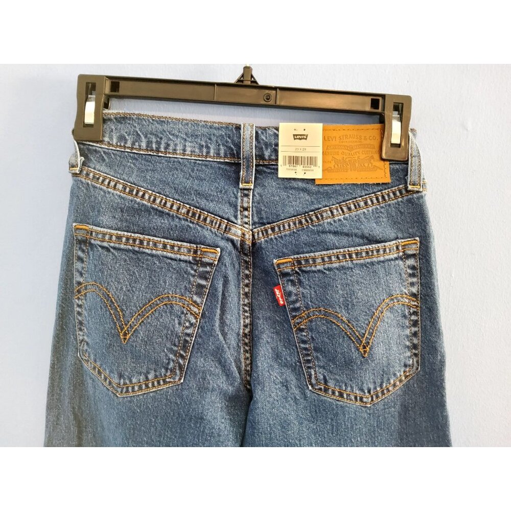 Levis Premium Womens 501 Original Fit Jeans Size 23x29 Medium Wash Denim - Picture 4 of 11